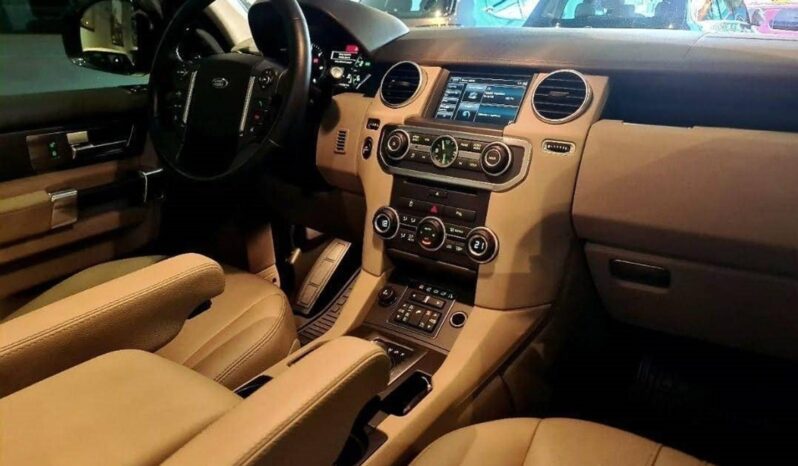 
								LAND ROVER DISCOVERY 4 3.0 SE 4X4 V6 24V BI-TURBO DIESEL 4P AUTOMÁTICO full									