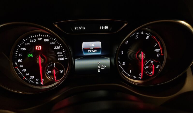 
								MERCEDES-BENZ GLA 200 1.6 CGI FLEX ENDURO 7G-DCT full									