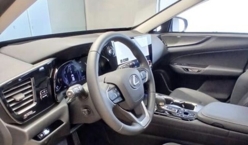 
								LEXUS NX 450h+ 2.5 PHEV AWD CVT full									