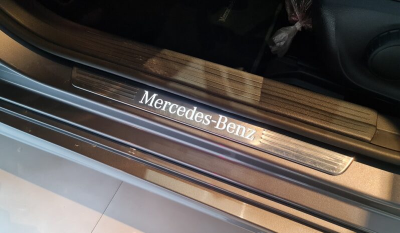 
								MERCEDES-BENZ CLA 200 1.6 URBAN 16V FLEX 4P AUTOMÁTICO full									