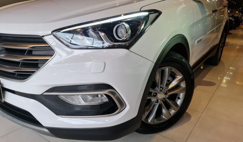 
								HYUNDAI SANTA FE 3.3 MPFI 4X4 7 LUGARES V6 270CV GASOLINA 4P AUTOMÁTICO full									