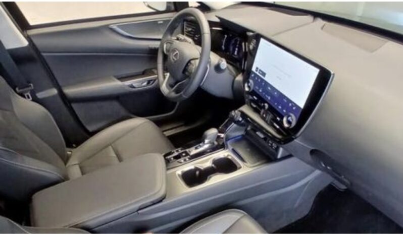 
								LEXUS NX 450h+ 2.5 PHEV AWD CVT full									