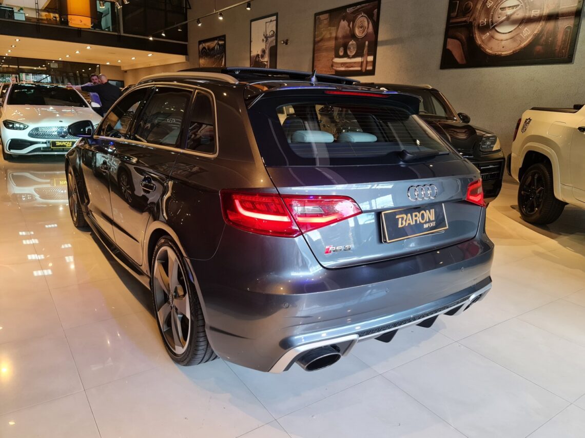 AUDI RS3 2.5 TFSI SPORTBACK QUATTRO GASOLINA 4P S-TRONIC
