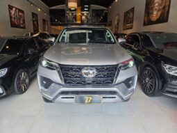 
										TOYOTA HILUX SW4 2.8 D-4D TURBO DIESEL SRX 4X4 AUTOMÁTICO full									