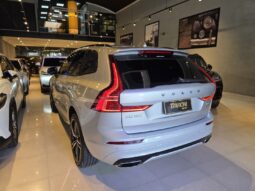 
										VOLVO XC60 2.0 T8 HYBRID R-DESIGN AWD GEARTRONIC full									