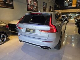 
										VOLVO XC60 2.0 T8 HYBRID R-DESIGN AWD GEARTRONIC full									