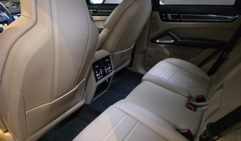 
								PORSCHE CAYENNE 4.0 V8 GASOLINA TURBO AWD TIPTRONIC S full									