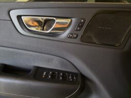 
										VOLVO XC60 2.0 T8 HYBRID R-DESIGN AWD GEARTRONIC full									