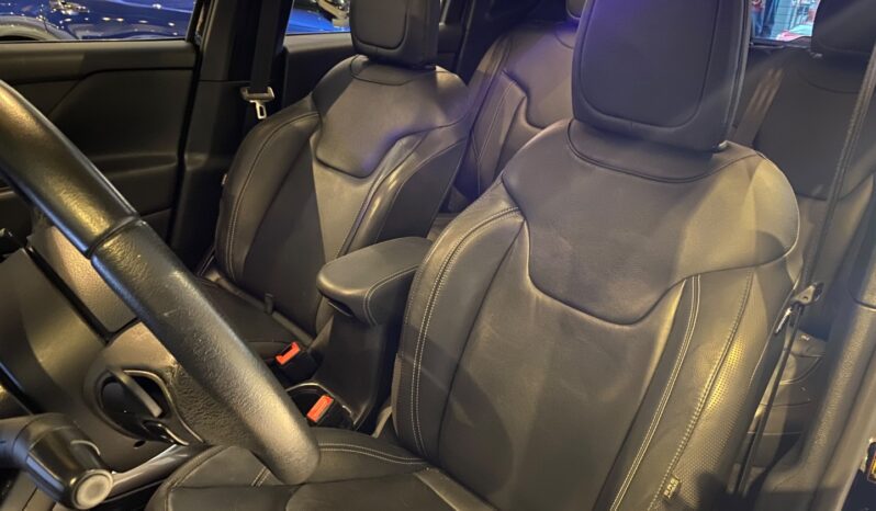
								JEEP RENEGADE 1.8 16V FLEX LIMITED 4P AUTOMÁTICO full									