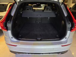 
										VOLVO XC60 2.0 T8 HYBRID R-DESIGN AWD GEARTRONIC full									