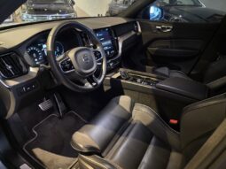 
										VOLVO XC60 2.0 T8 HYBRID R-DESIGN AWD GEARTRONIC full									