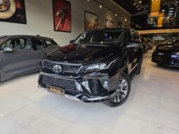 
										TOYOTA HILUX SW4 2.8 D-4D TURBO DIESEL SRX PLATINUM 7L 4X4 AUTOMÁTICO full									