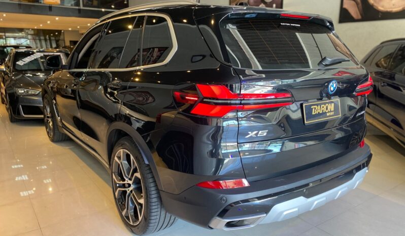 
								BMW X5 3.0 I6 TURBO HÍBRIDO XDRIVE50E X-LINE AUTOMÁTICO full									