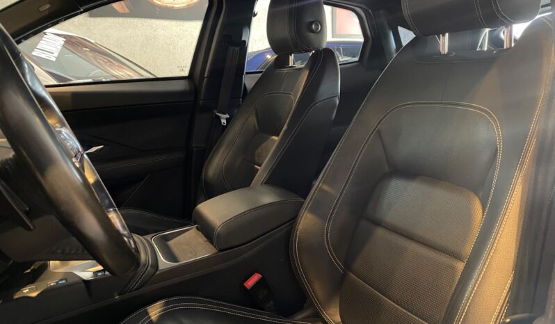
								JAGUAR E-PACE 2.0 16V P300 GASOLINA R-DYNAMIC SE AWD AUTOMÁTICO full									