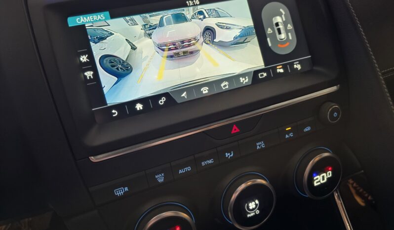 
								JAGUAR E-PACE 2.0 16V P300 GASOLINA R-DYNAMIC SE AWD AUTOMÁTICO full									