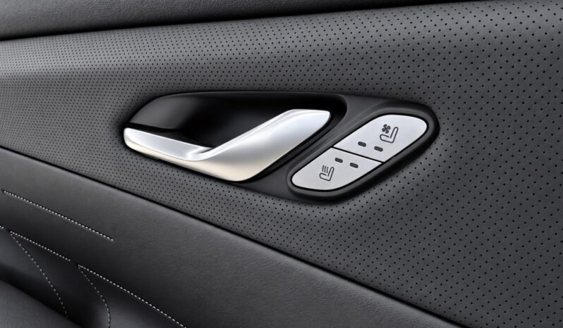 
								CAOA CHANGAN CS75 1.5 TGDI FLEX INFINITY 8AT full									